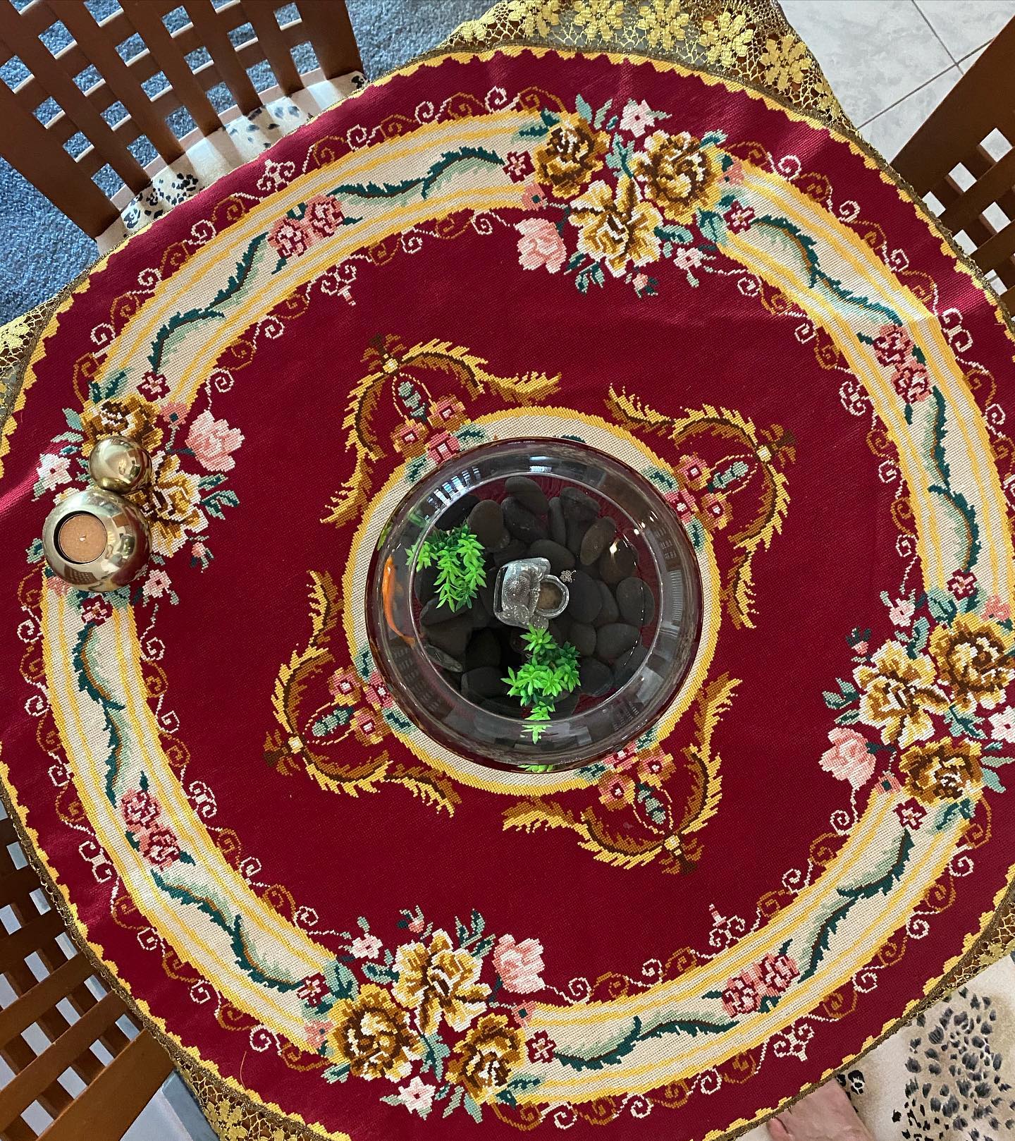 103151576_3161242897230264_2630619125886343438_n Σταμπωτό κέντημα ροτόντα 0.90 * 0.90m - Εικόνα 1