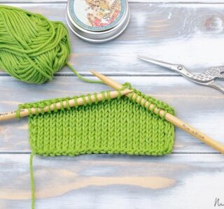 learning-how-to-knit-e1632321954685